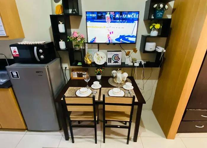 Pool View 333d Near Moa With Balcony Appartement Manilla